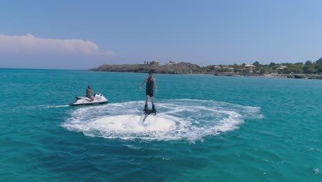 aventuras de vuelo en el agua emocionante