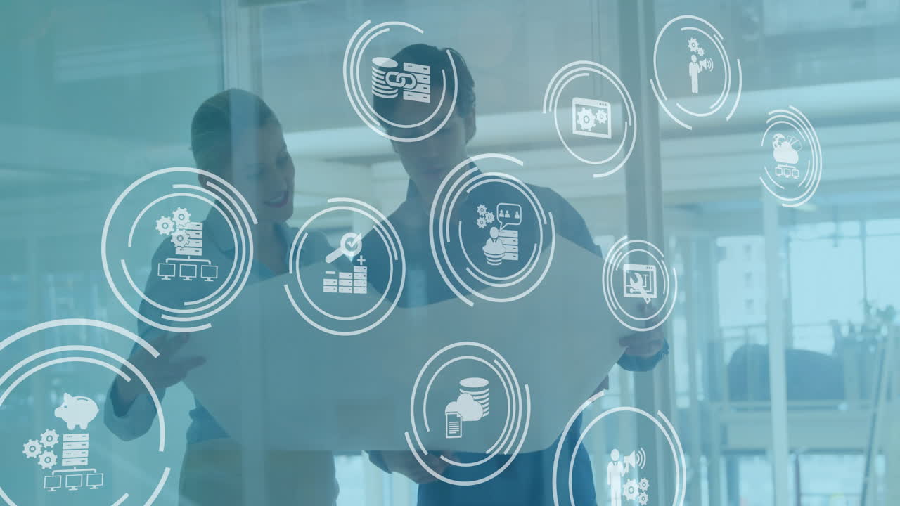 animación del procesamiento de datos financieros sobre diversas personas de negocios en la oficina