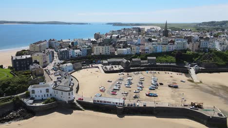 Tenby- Seaside-town-in-Pembrokeshire,-Wales,-Aerial-pan