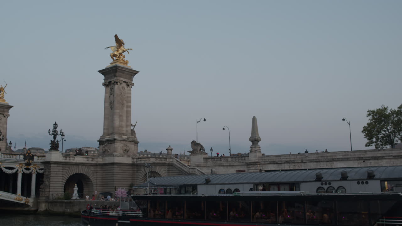 parís - imágenes hechas desde el río sena - pont alexandre iii - bridge alexandre iii