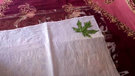 eco-printing fabric with papaya leaf: a step-by-step guide
