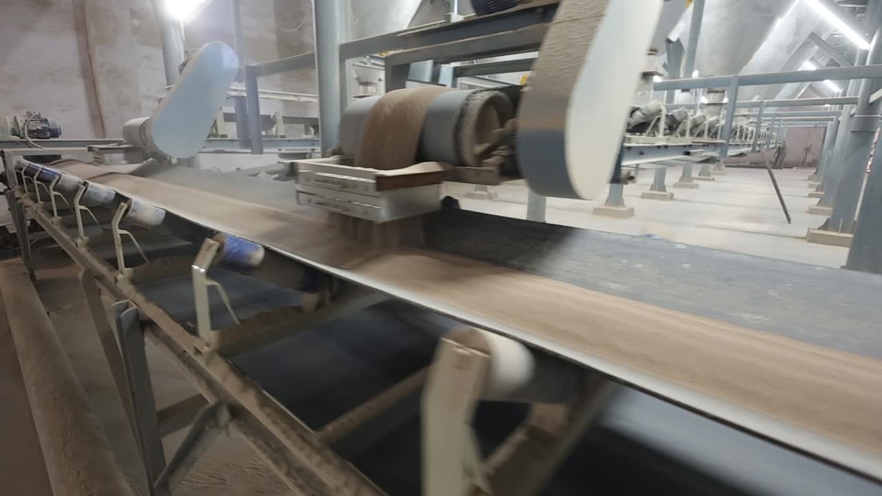 over view of the biggest conveyor line of raw material in the factory