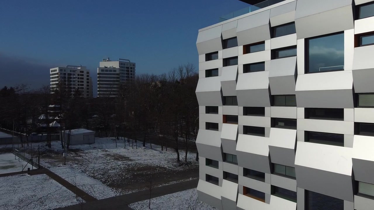 Elementi di architettura moderna. Riprese dell'edificio.