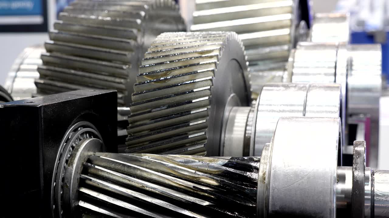 거대한 움직이지 않는 기어, 움직이지 마, 돌리 카메라.