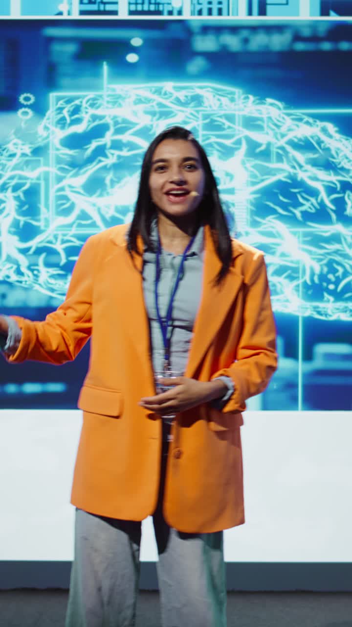 Vertikal video: Ekspert viser frem siste innovasjoner innen AI, kamera A