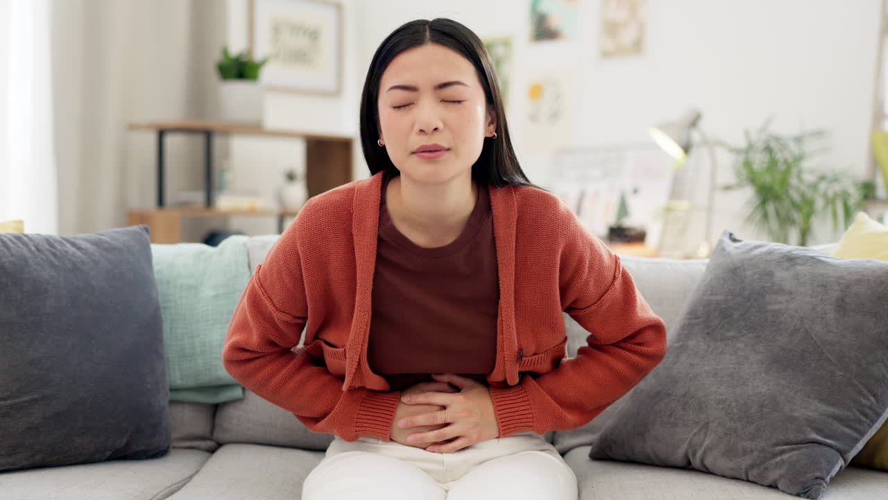 ibs,便秘と胃の病気の女性