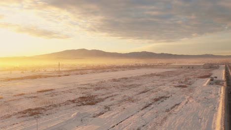 Sonnenaufgang-über-Dem-Schnee-4k