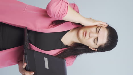 Vertical-video-of-Business-woman-with-headache.