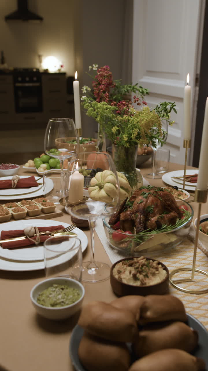 Festive Thanksgiving Dinner Table Setting
