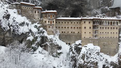 Winter-Ist-Sumela-Kloster