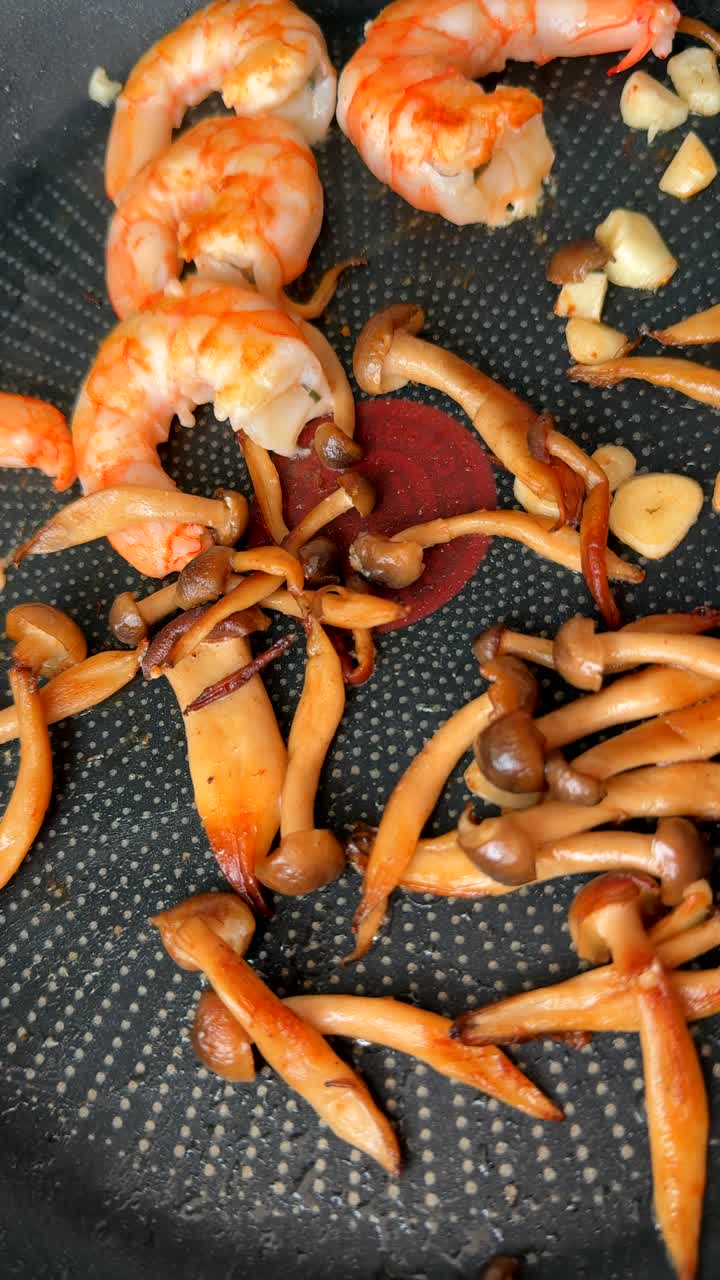 Shrimp and Mushrooms Stir-Fry