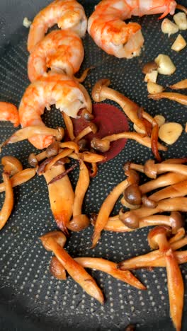 shrimp and mushrooms stir-fry