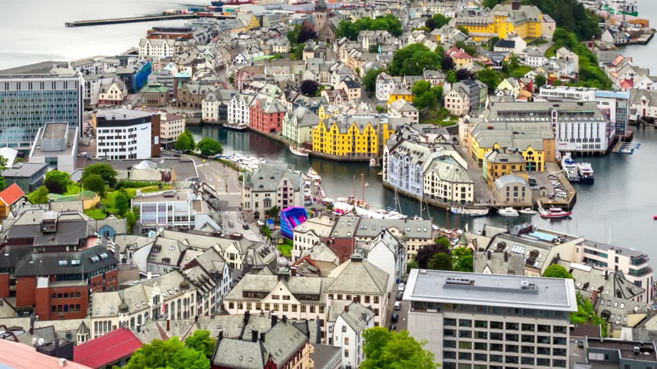 노르웨이 알레스룬드 시 에 있는 아크슬라