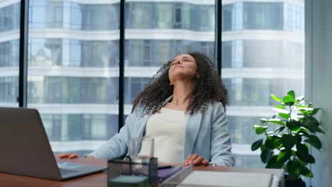 Satisfied-director-enjoy-good-results-in-panoramic-place.-Girl-leaning-chair