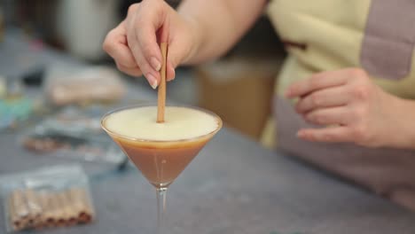 making a cinnamon martini