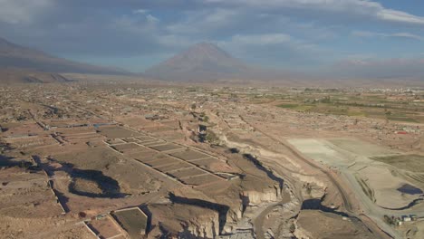 在añashuayco的canteras del sillar的主要矿山, 哪里可以提取矿山和旅游区,