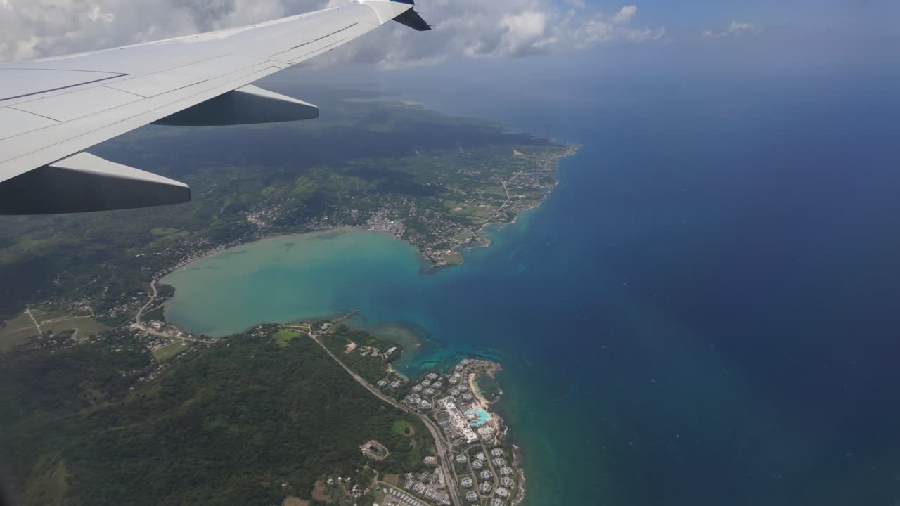 Jamaica set fra luften, nordkysten