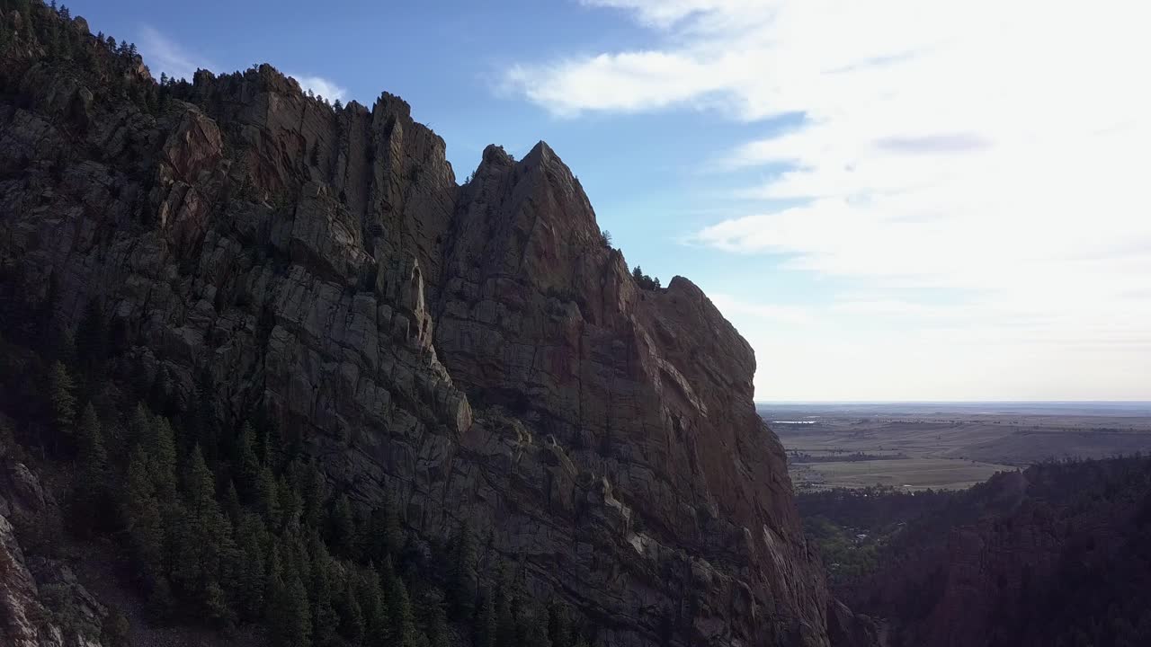 vista del valle desde la montaña