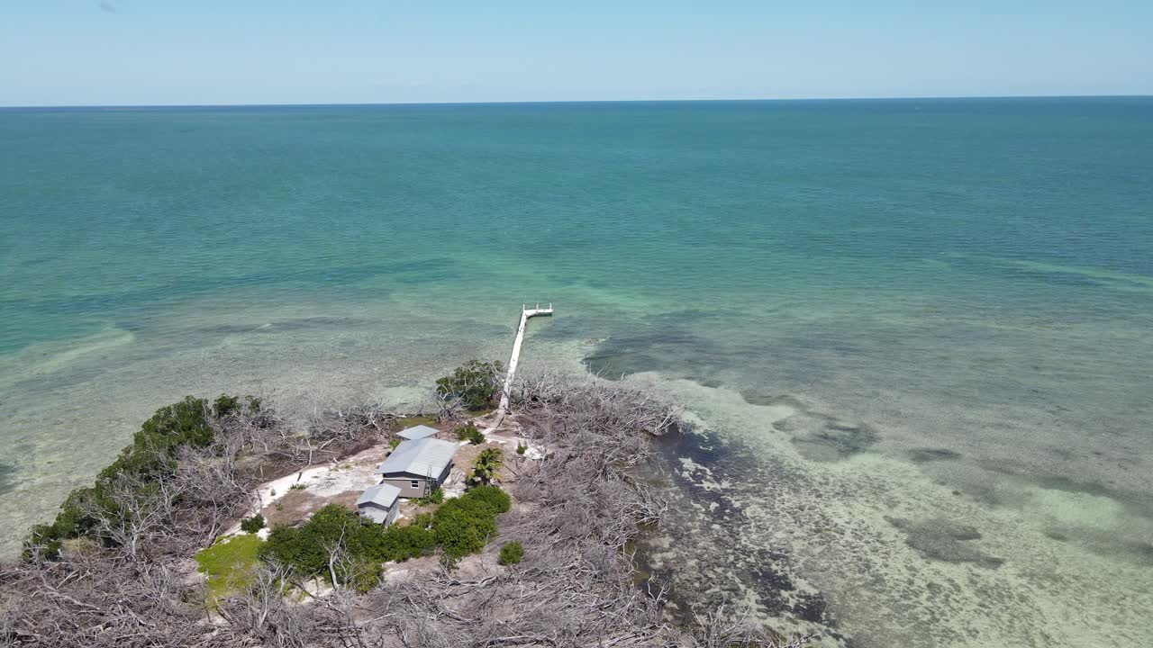 antena con poca llave de dinero directamente debajo