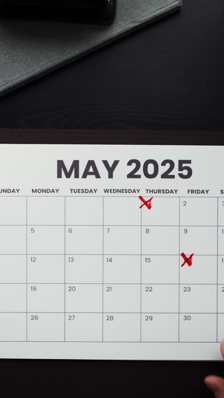 Marking Dates on May 2025 Calendar