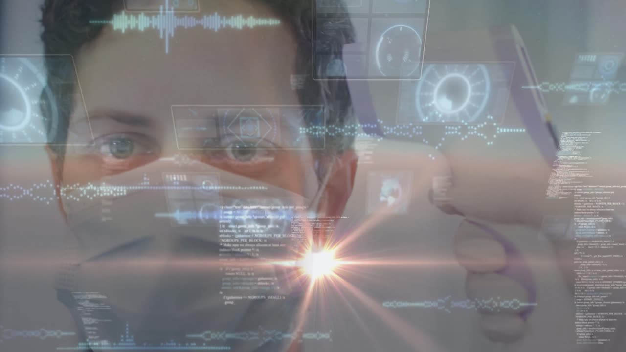 animación de procesamiento de datos sobre un hombre caucásico que lleva una máscara facial midiendo su temperatura