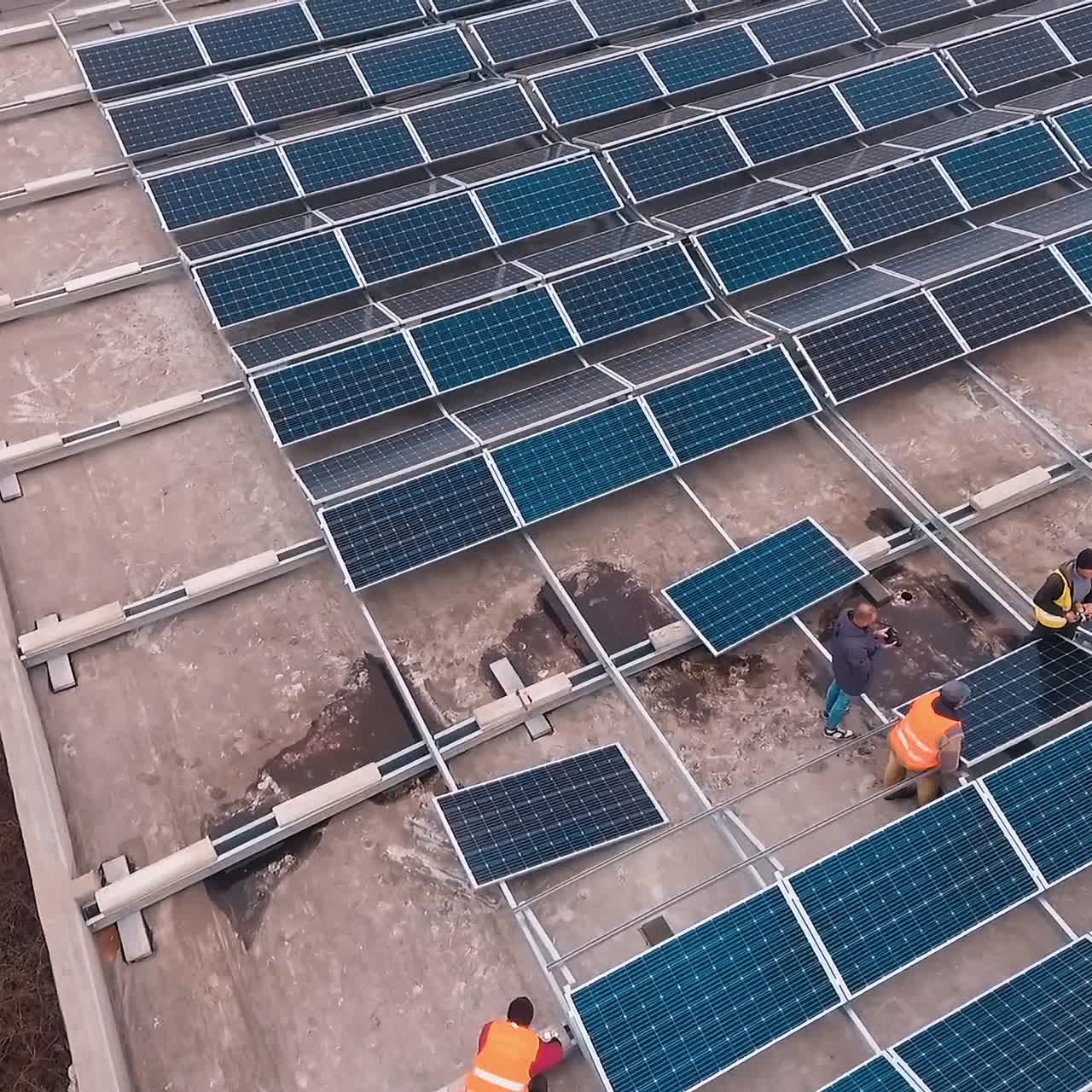 vista aérea de la planta de energía solar