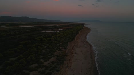 Maremma-National-Park-panoramic-evening-sunset-in-Tuscany,-Italy