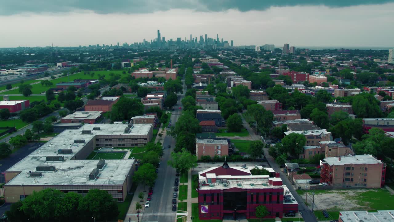 pov desde el lado sur de chicago hasta el centro de chicago aérea