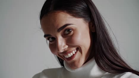 retrato de una mujer sonriente