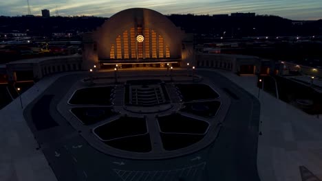 Union-Terminal,-Cincinnati,-at-dusk,-aerial-drone-train-station-and-museum