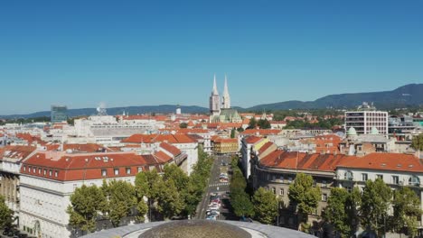 zagreb, capital de croacia, centro de la ciudad vista aérea desde un avión no tripulado