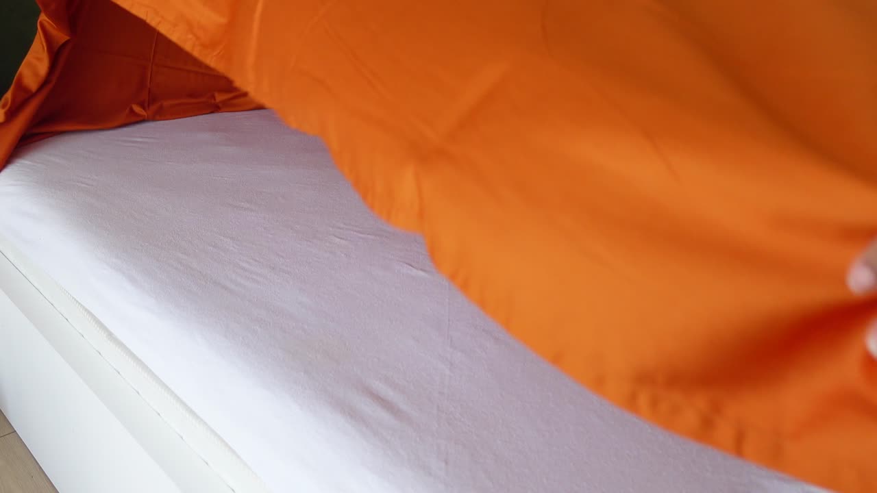 Fare il letto.