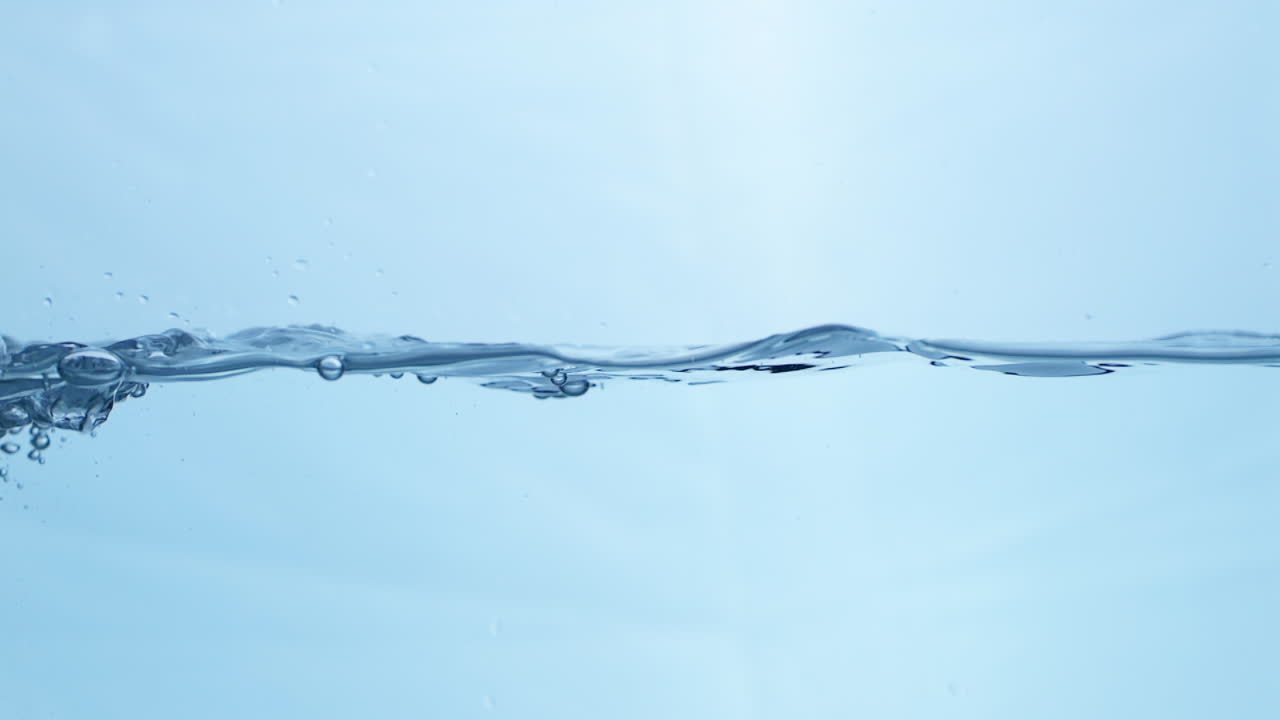 파란 물 표면 파동