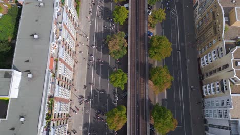 gran vista aérea de arriba vuelo csd orgullo desfile del amor 2023 en la ciudad de berlín alemania día de verano
