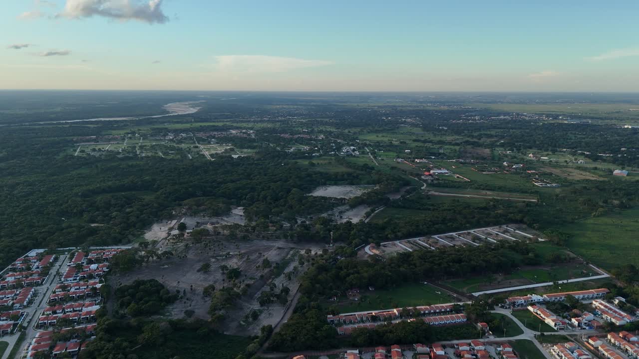 높은 아름다움: 시골 이웃의 항공 스