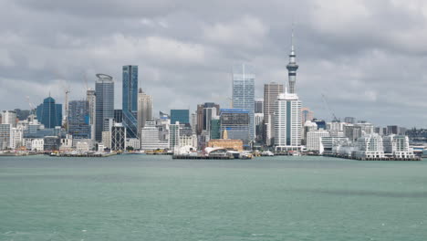 auckland city skyline timelapse with harbour scenery in new zealand