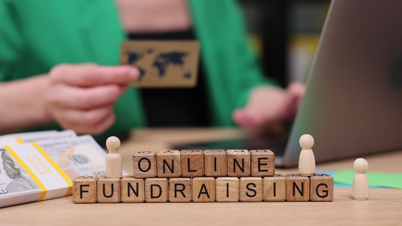 Online fundraising with credit card