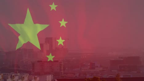 animación de la bandera de china sobre el paisaje urbano