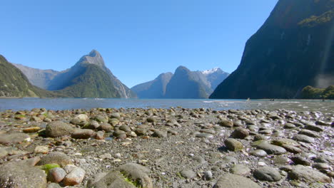 Vista-Panorámica-De-Un-Fiordo