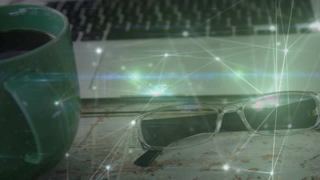 animación de la red de conexiones a través de una taza de café y vasos
