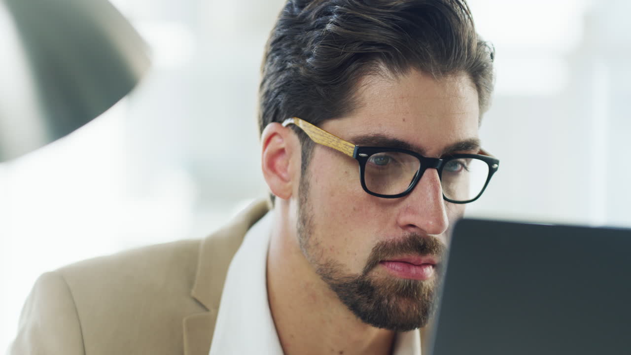 esto necesita un análisis de cerca.