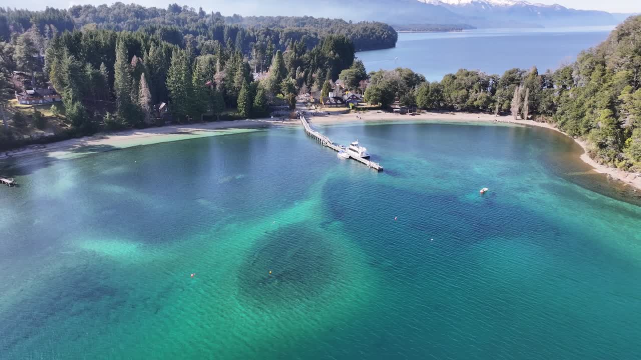 el horizonte de la patagonia en la villa la angostura en neuquen argentina