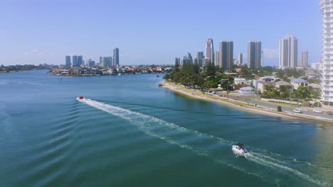 Die-Beste-Art,-Die-Stadt-Und-Das-Meer-Zu-Genießen