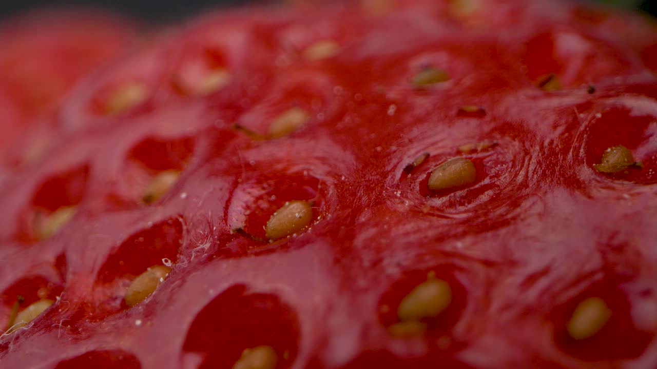 Macro della texture di una fragola.