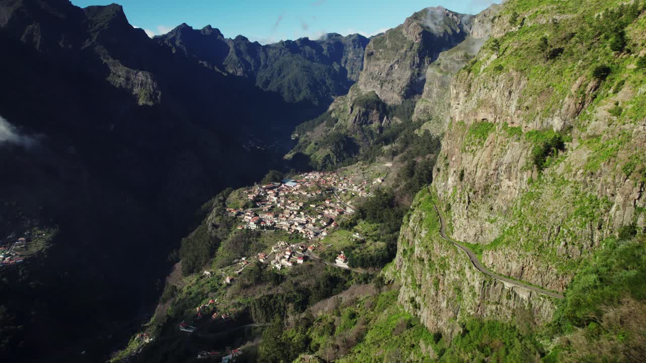 imágenes de aviones no tripulados de curral das freiras, madeira, portugal