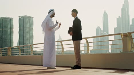 business discussion in dubai