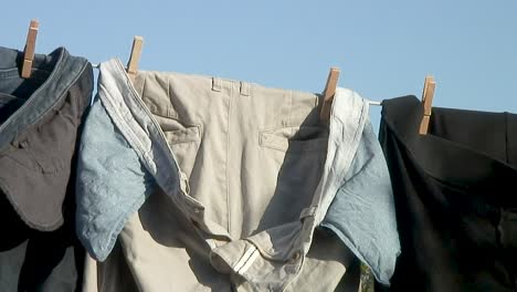 Washing-hanging-on-the-line-drying-in-a-breeze