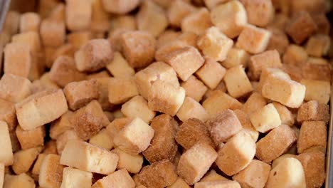 caramel-fudge-cubes-falling-top-view