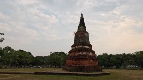 static view of an ancient pagoda in ayutthaya