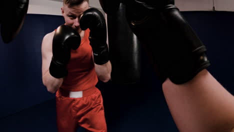 sesión de entrenamiento de boxeo